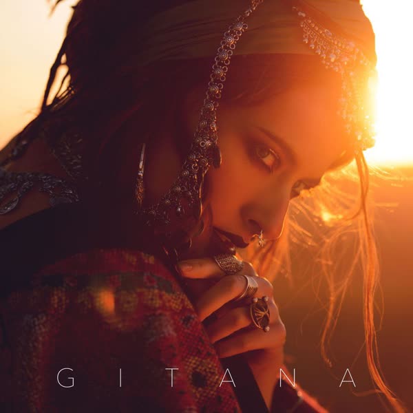 دانلود آهنگ Gitana از Claydee 